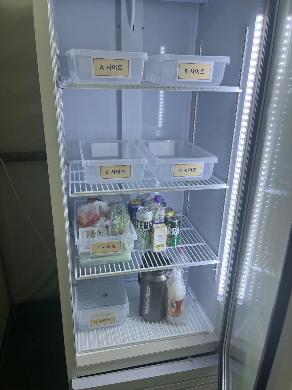 충북 옥천 프라이빗 캠핑장 에메랄드힐링캠핑관광농원 / 개별 화장실 샤워실 사진 10