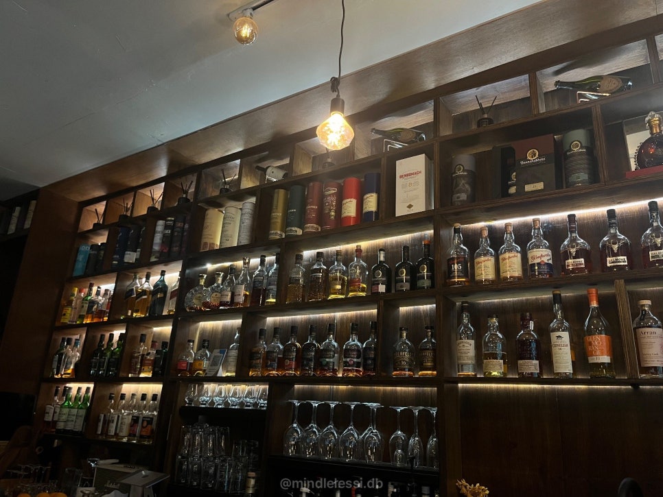 판교 카페 & BAR 글렌에덴 :: 핸드드립 커피 한 잔 사진 12