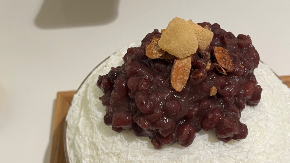 아주대 카페 온앤온 :: 팥 폭탄 팥빙수 :: 아주대 카공 넓은 카페 사진 20