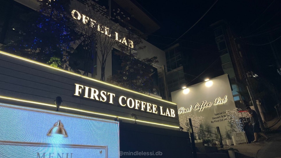 강남역 늦게까지 하는 카페 | 새벽 1시까지 하는 퍼스트커피랩 강남점 사진 7
