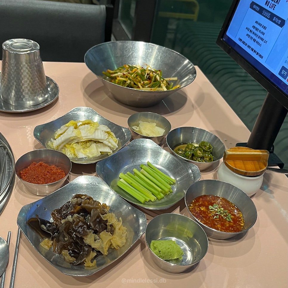 판교 맛집 돼지맨숀 고기 구워주는 집 이베리코 플루마 특수부위 후기 사진 16