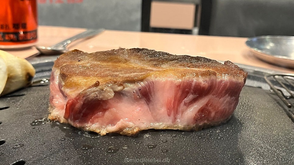 판교 맛집 돼지맨숀 고기 구워주는 집 이베리코 플루마 특수부위 후기 사진 36