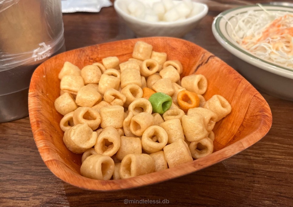 수원 영통 맛집 오늘통닭 영통점 새벽 3시까지 홀 넓은 빔프로젝터 스크린 사진 16