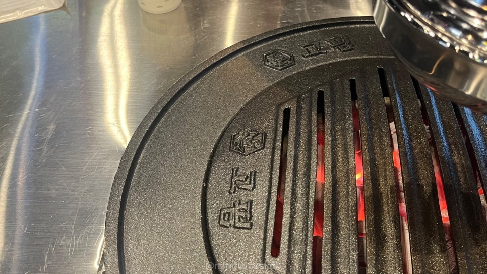 영통역 맛집 고핌 수원영통점 주차 2시간 무료 깔끔한 고깃집 한돈한판 사진 16