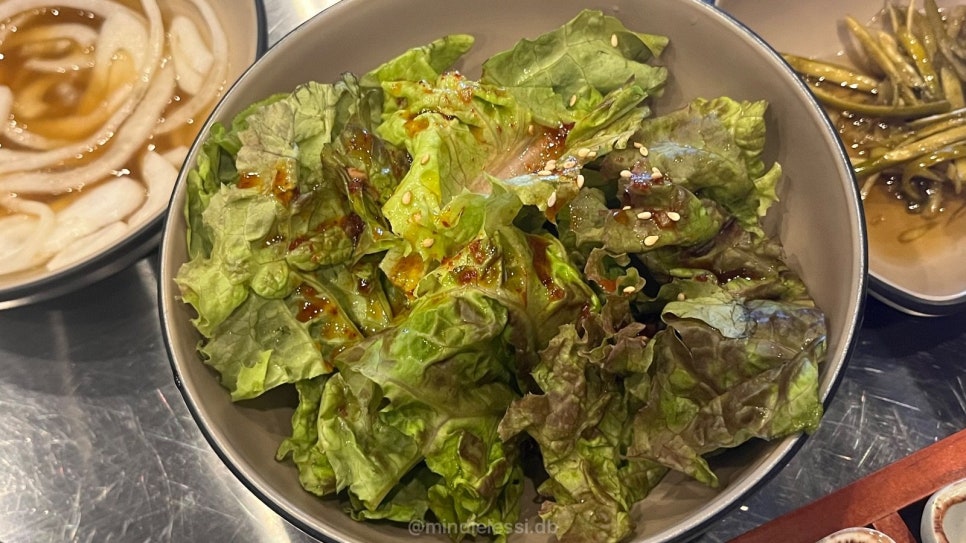 영통역 맛집 고핌 수원영통점 주차 2시간 무료 깔끔한 고깃집 한돈한판 사진 20