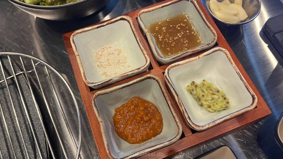 영통역 맛집 고핌 수원영통점 주차 2시간 무료 깔끔한 고깃집 한돈한판 사진 21
